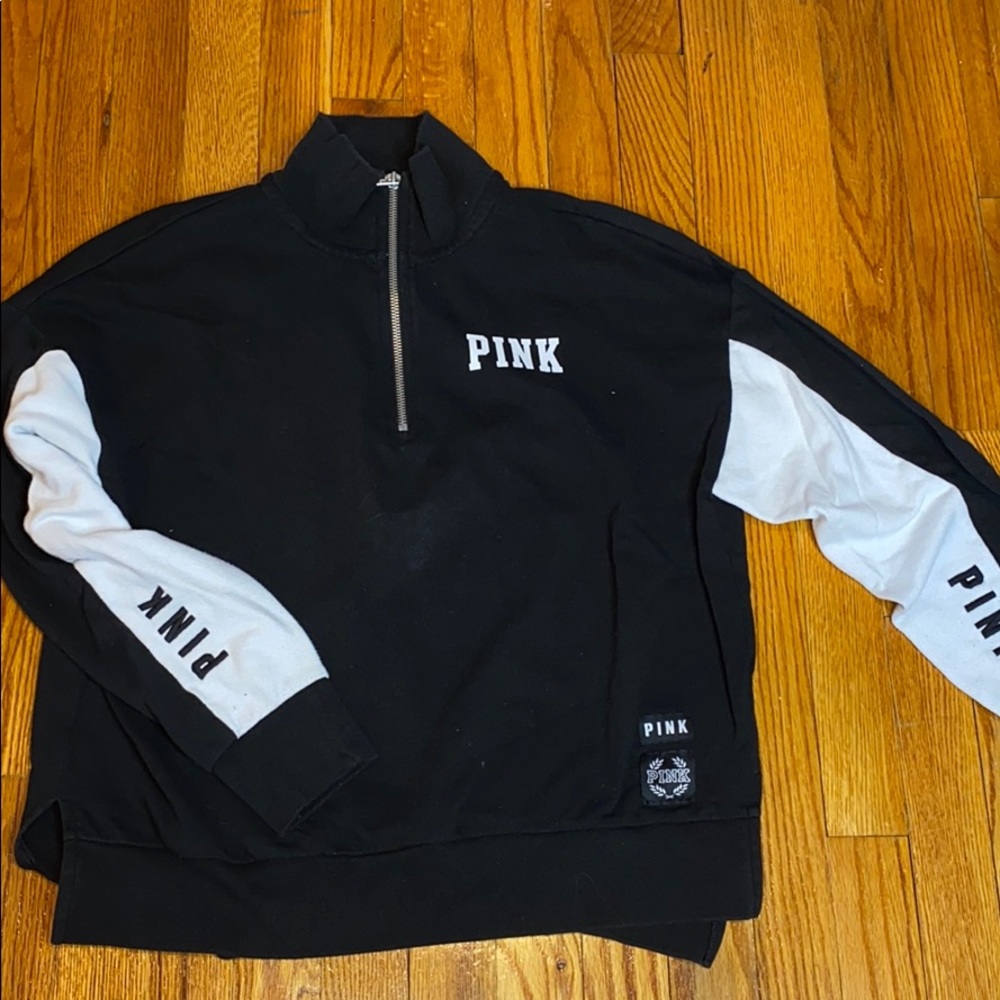 Quarter Zip Up